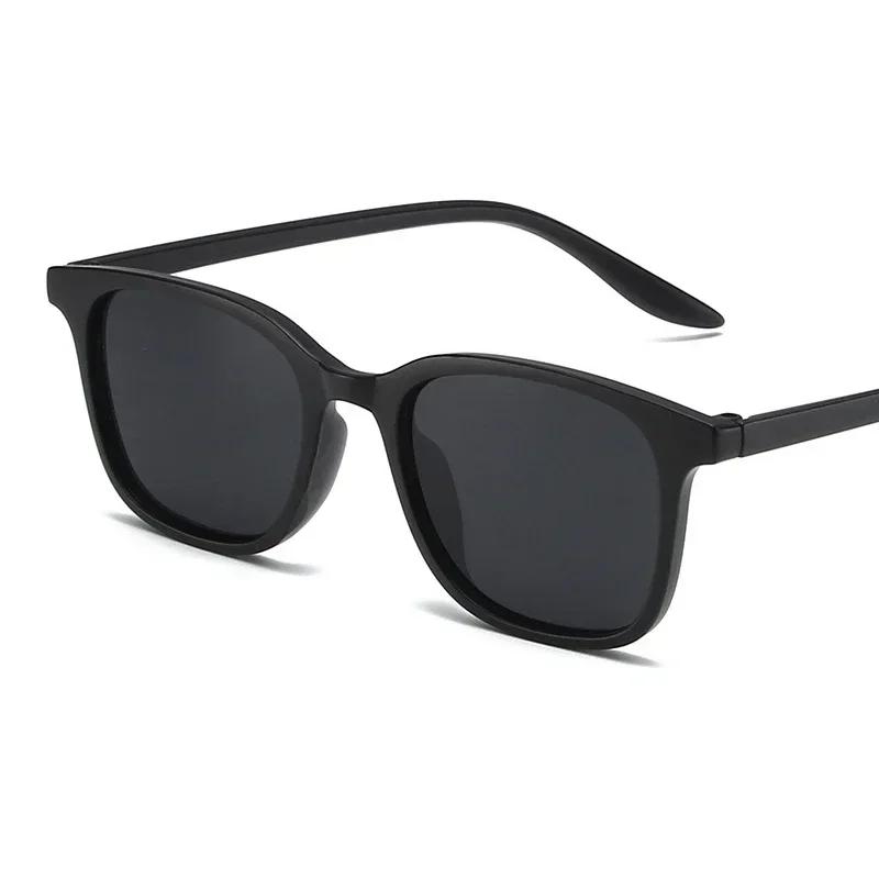 Vintage Women Fashion Square Sunglasses Retro Black Sun Glasses Female Male Eyewear