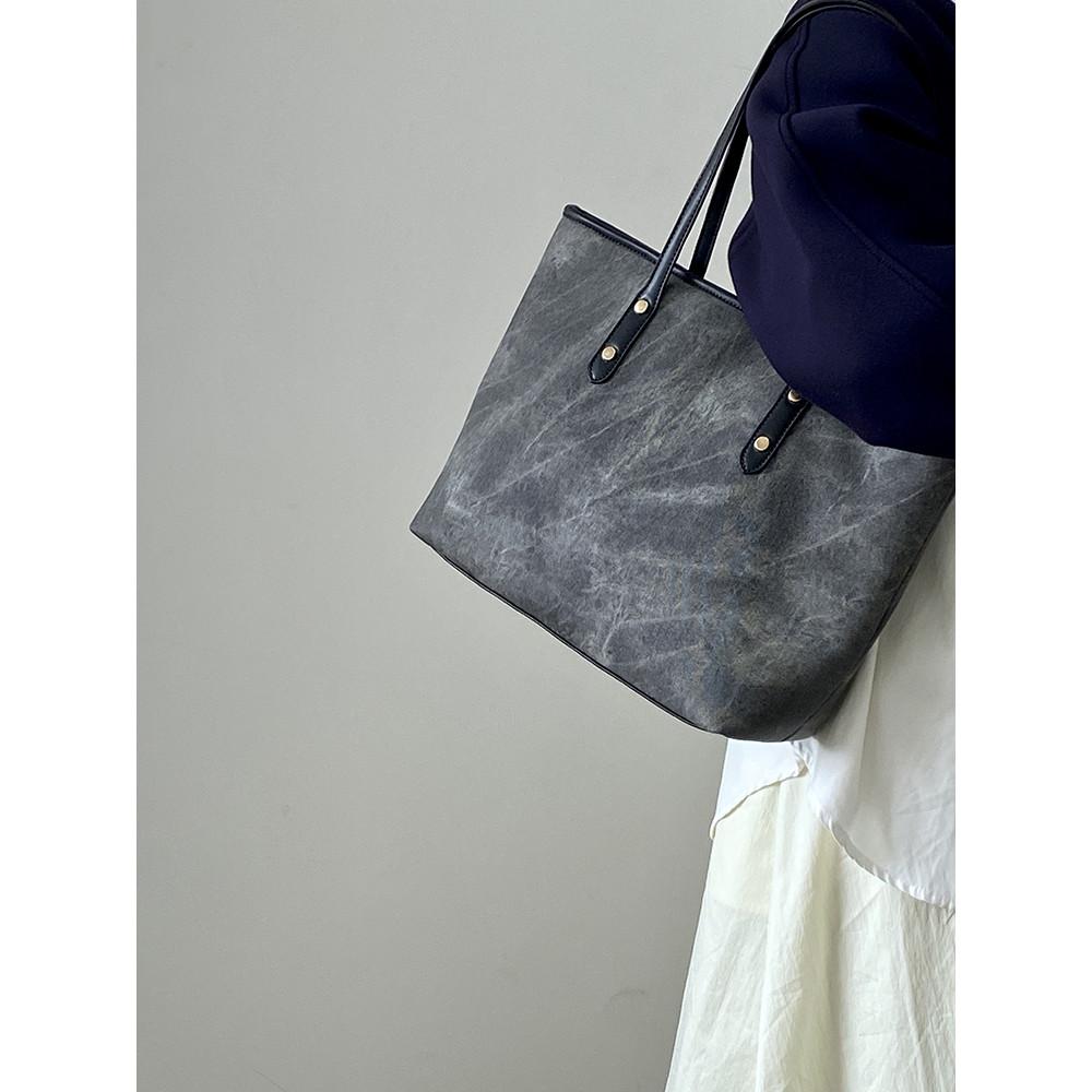IELGY All-Match Class Commuter Large-Capacity Shoulder Tote Bag
