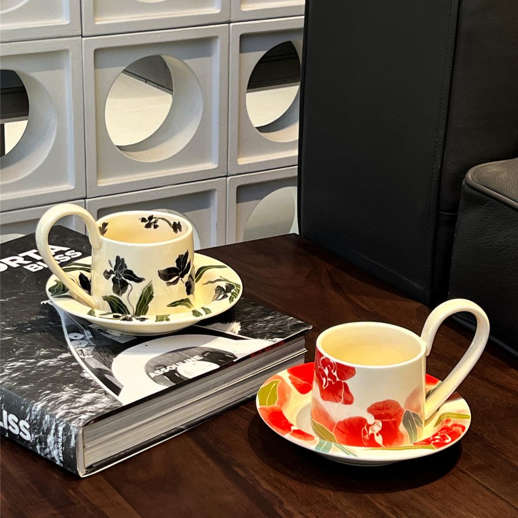 Mittelalterliche Iris Keramik Kaffeetasse Untertasse Latte Latte Tasse Nachmittagsteetasse Retro Tasse Geschenkbox