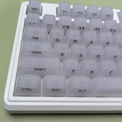 119 Tasten Weiß Seitendruck RGB-Hintergrundbeleuchtet Nebelklar Transparent Kristall PC Tastenkappen OEM Profil Cremige Tastenkappen für MX Switches Tastatur