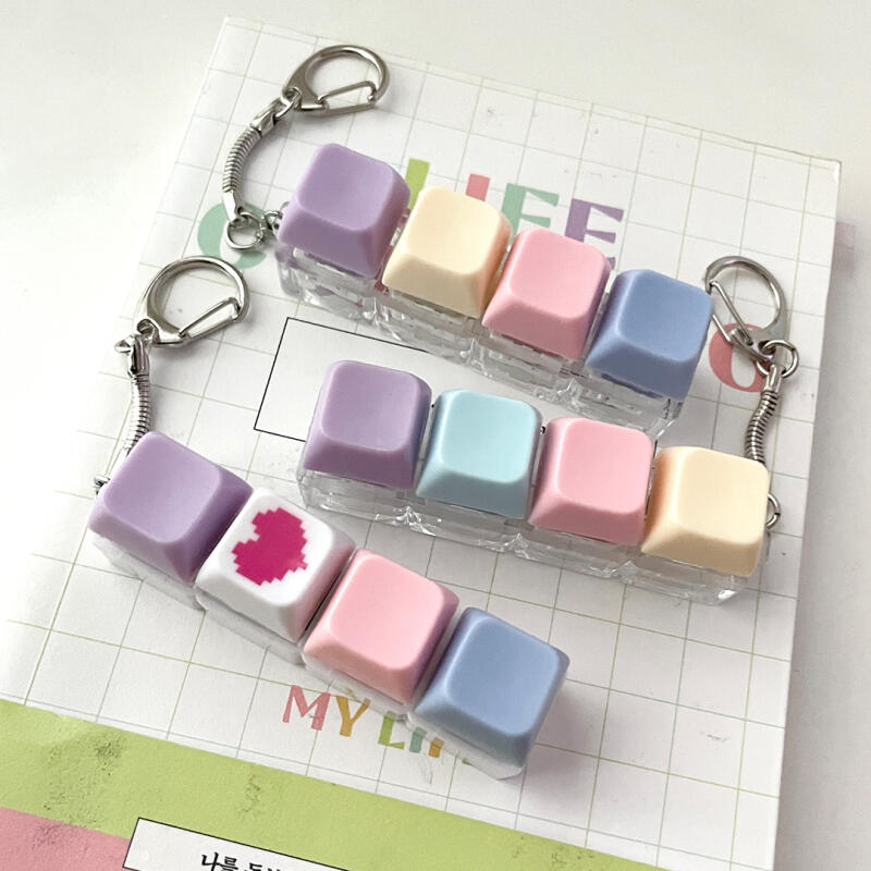 Keyboard keyring keycap keyring mechanical blue switch click keychain