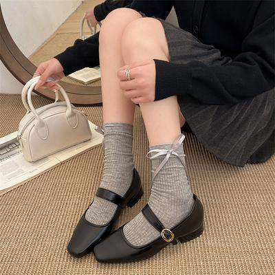 Mode Temperament kleiner duftender Stil dicker Absatz flacher Mund einzelne Schuhe Damen 2025 neu Frühling und Herbst französische eckige Zehe Mary Jane sma