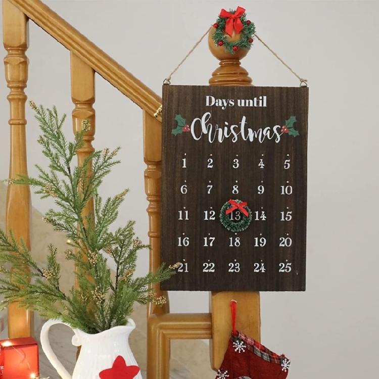 Kids Participatory Christmas Clock Calendar Sustainable Wood Wall Suspended Easy Arrange Plan