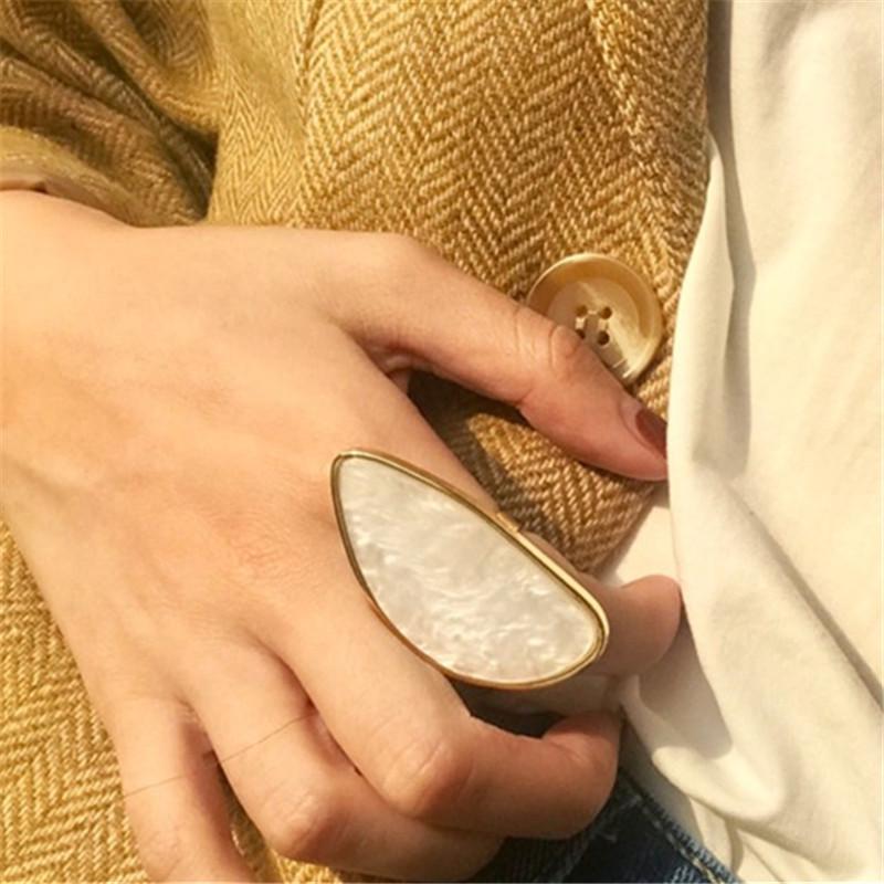 Modish Fashionable Woman Rings Acetate Plate Adjustable Finger Ring Oval Acrylic Resin Material Geometry Rings Stylish Trendy Geometric Nuptial