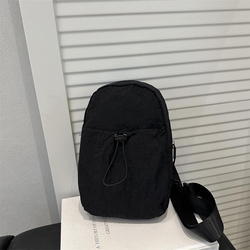 Casual, Lightweight and Fresh Mobile Phone Summer Simple Sports Drawstring Large Capacity Crossbody Shoulder Small Square Bag