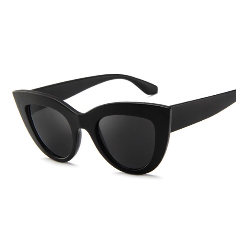 Cat-Eye Sunglasses Woman Stylish Big Frame Sun Glasses Female Plastic Classic Style Designer Classic Cateye Classic Gafas De Sol