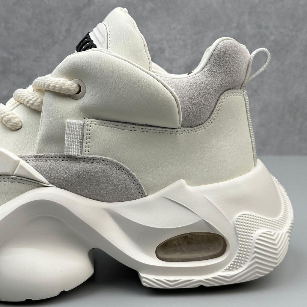 2025 Men's Non-Slip Thick Sole Dad Sneakers: Casual, Wear-Resistant, Versatile White Minimalist Shoes