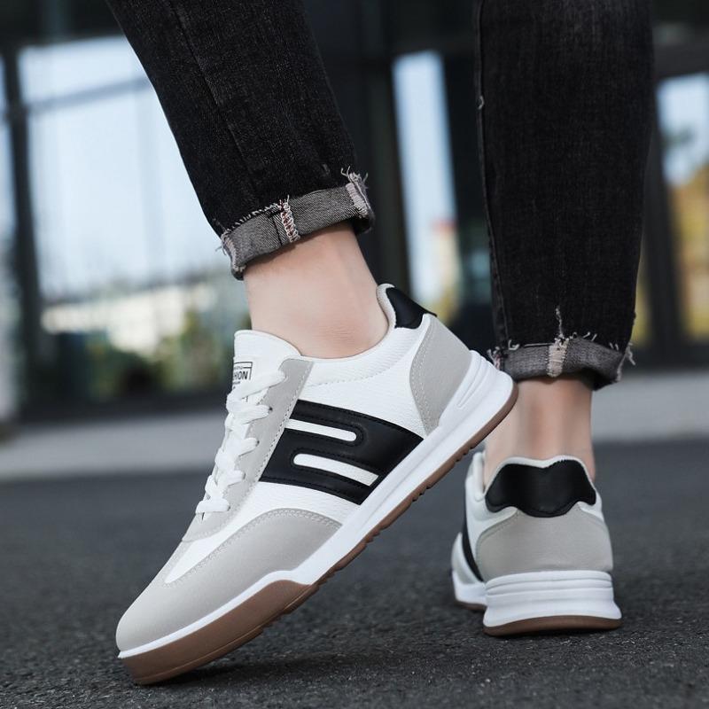 Men's Shoes New Board Shoes Fashionable Breathable Casual Hollow Lightweight Board Shoes Trendy Versatile Men's Casual Shoes