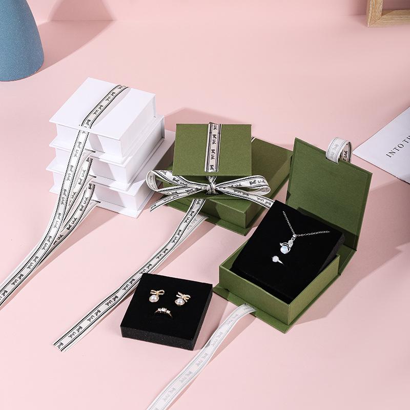Magnetic Ribbon Flip Box for Jewelry - Necklace, Bracelet, Earrings Storage