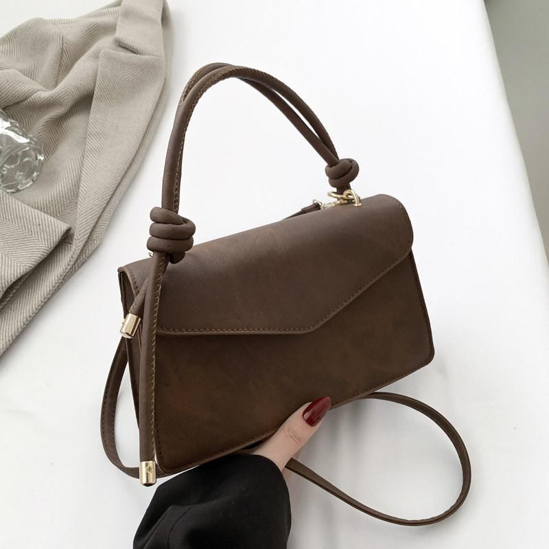 Chic 2024 Women's Korean Style Vintage Solid Color Small Crossbody Bag Pu Handbag