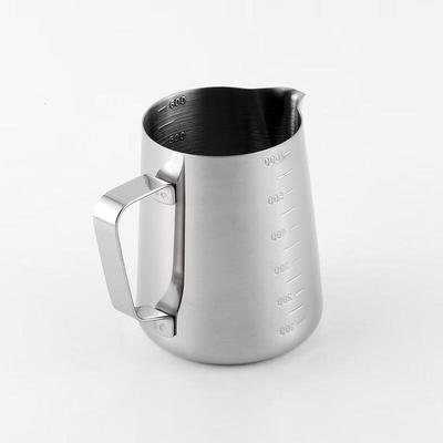 Jarra para Latte Art de Acero Inoxidable 304 Engrosada con Escala, 600ml