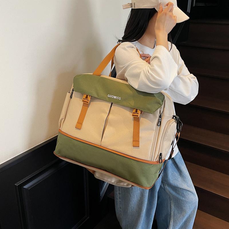 Large Capacity Travel Duffel Bag with Multiple Pockets Foldable Design Casual Weekend Carry On Bag