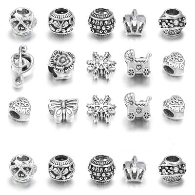 Creación de joyas – Complementos de joyería