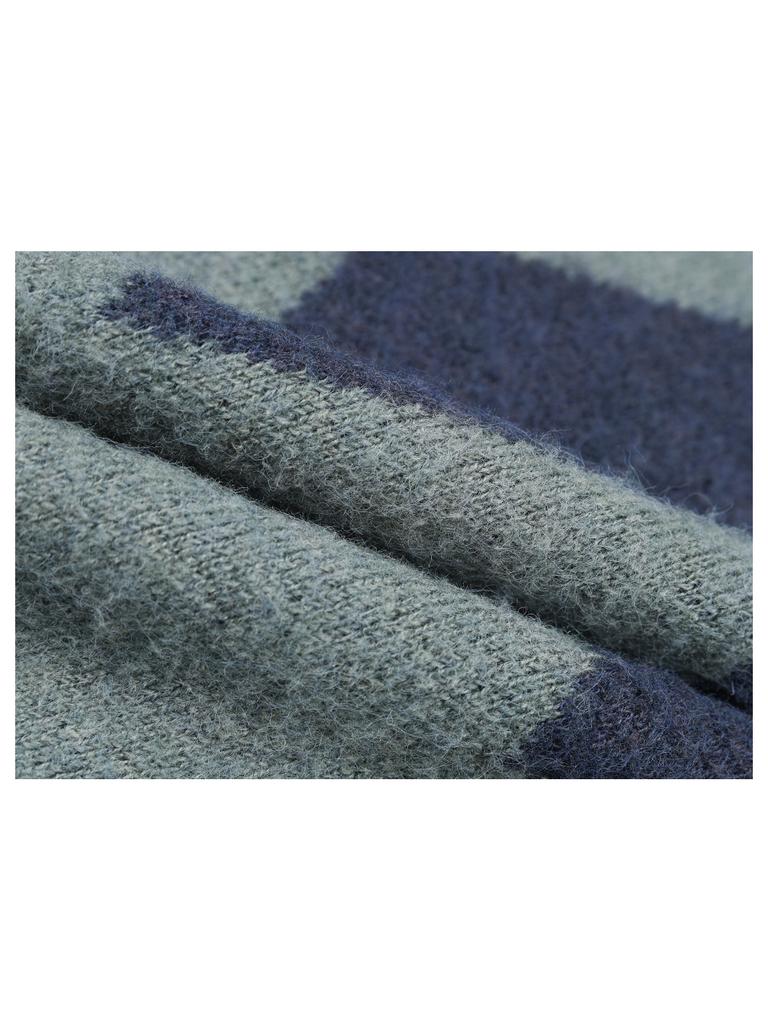GUBIN Argyle Pattern Henley Neck Knit