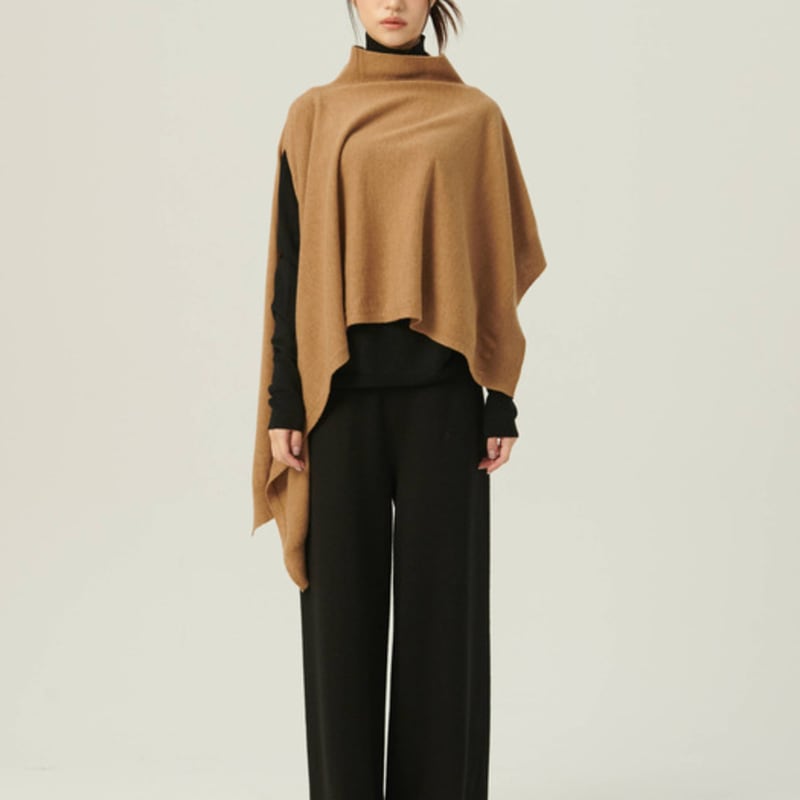 baseThread Multiway Knit Cape_BEIGE