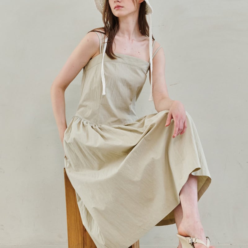 Nouve Cotton Strap Bucket Hat - Ivory