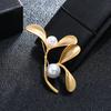 Luxury temperament dumb gold brooch female morrow plant pearl flower pin suit simple brooch with jewelry