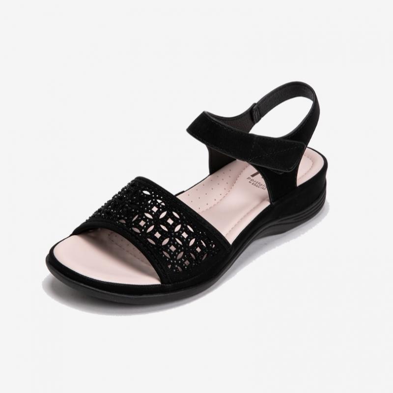 Portfolio Portfolio By ESquire Women S Cubic Punching Velcro SandalS Black