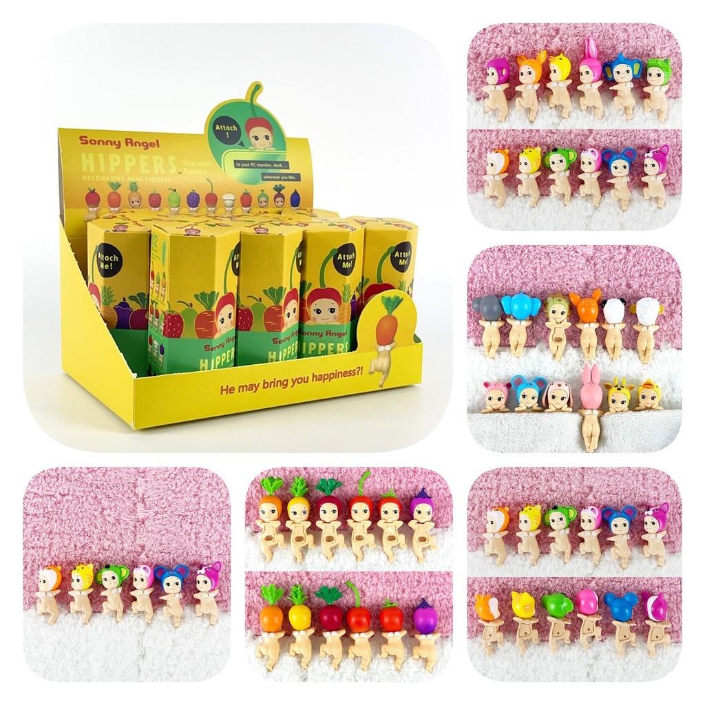 Adorable Sonnyangel Blind Box Collectible Figure Cute Pvc Car Decoration Hippers Lookingback