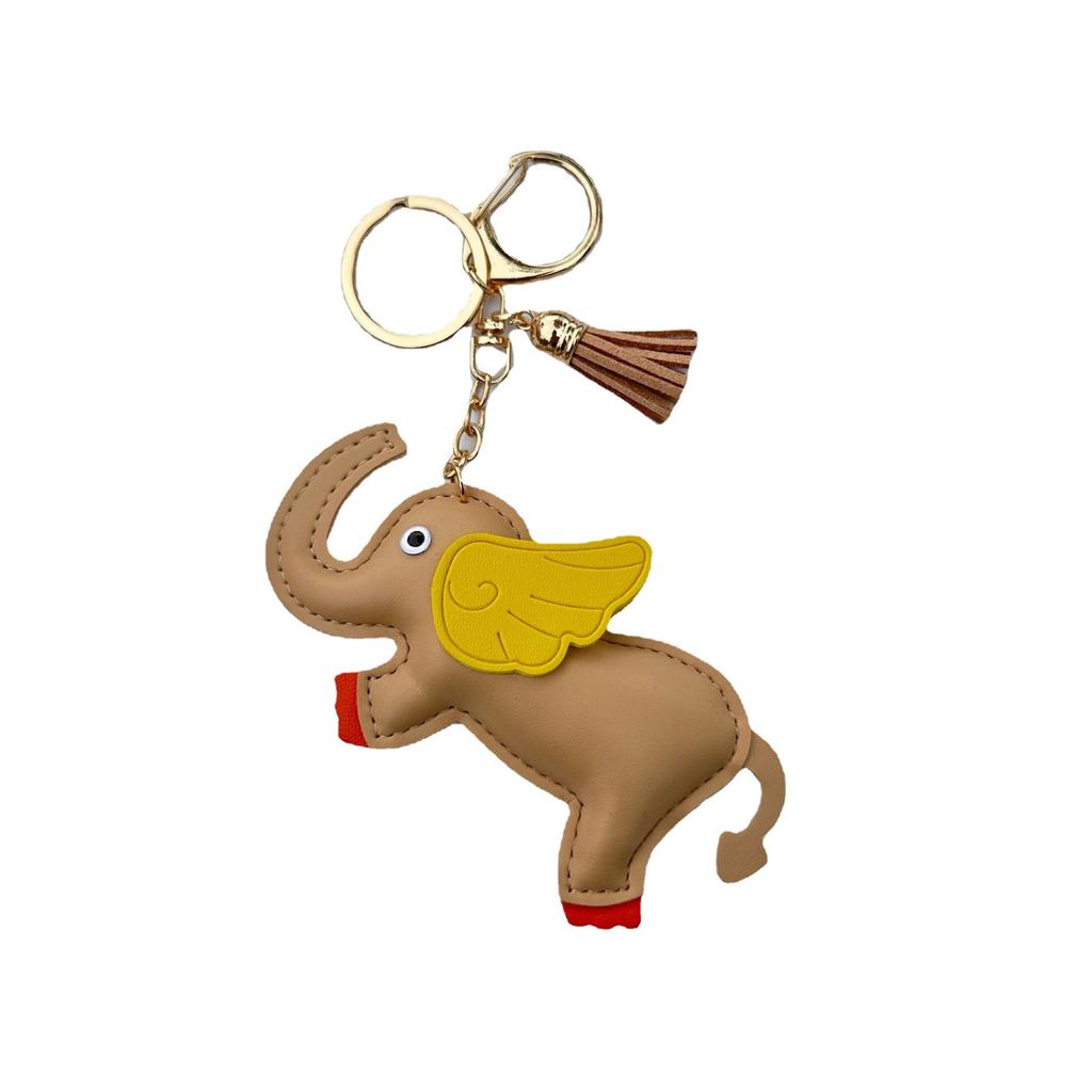 Creative flying elephant car keychain pendant leather bag pendant cute personalized car rearview mirror schoolbag pendant