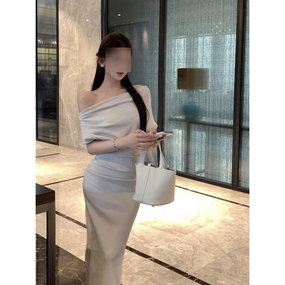 

Asymmetric Off-Shoulder Ruched Bodycon Summer Dress L-(50-55kg)