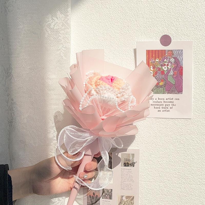 1 bunt Handgjord Rosbunt Virkad Falsk Blommig Stickning Blomma Ros Hemdekoration Färdig