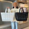 Large Capacity Quilted Tote Bags for Women Solid Color Women's Shoulder Bag for Gym Travel Fashionable Nylon Winter Padded Handbag
