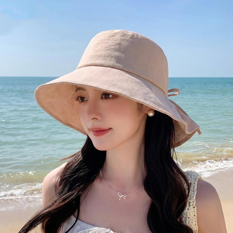 UV Blocking Wide-brimmed Sun Hat for Women Lightweight Foldable with Bow for Boating Adventures