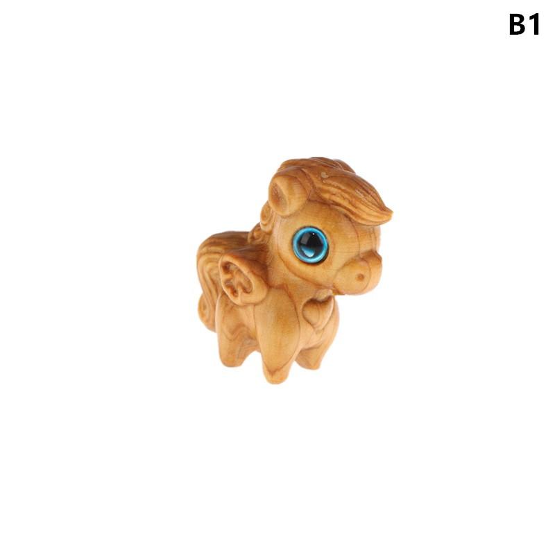 1/2Pcs Mini Carving 2026 Chinese New Year Horse Ornaments Zodiac Statue Horse Decor Office Desktop Decor Car Decoration Gift