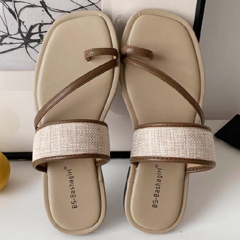Fashion Fashion Weaving Narrow Band Flat Sandals Women Summer Square Toe Clip Toe Designer Shoes Simple Non-slip Vacation Beach Shoes