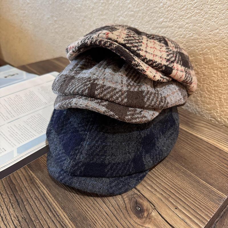 Classic Plaid Blend Womens Newsboy Cap With Warm Breathable Fabric For Fall Winter Style