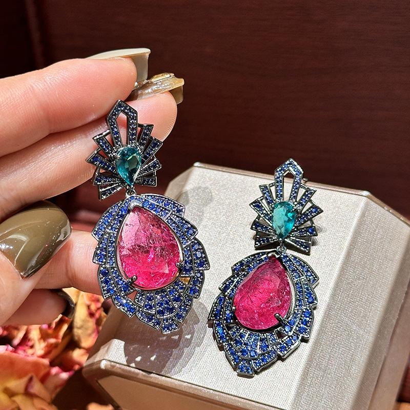 

Женские серьги-капли воды, элегантные, инкрустированные цирконами, дизайн в стиле легкой роскоши, модные и универсальные, нишевый дизайн