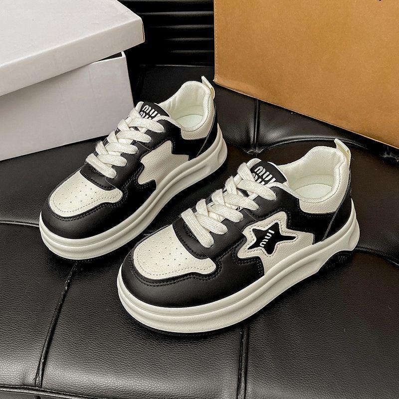 2025 spring and autumn popular star board shoes women's new student sports and leisure shoes ins versatile platform white shoes