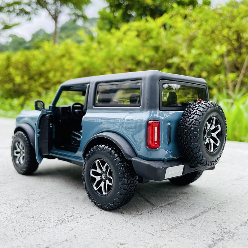 AJL1 Maisto 1:24 Newly launch 2021 Ford Bronco Badlands alloy car model handicraft decoration collection toy tool gift die-casting
