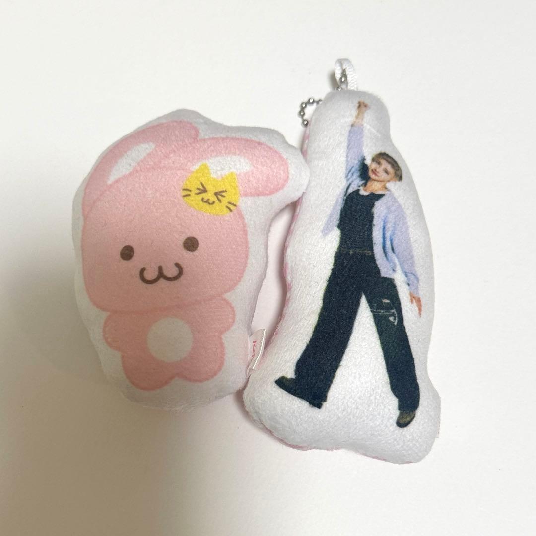 [USED] NCT DREAM Fanmi MD Jaemin Pinky Cushion Key Ring