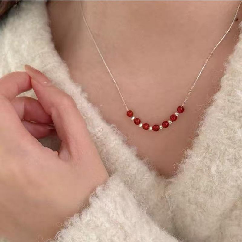 Collier de perles pour femmes: Collier élégant et chic à longueur de col, parfait pour les pulls — Cadeau d'anniversaire