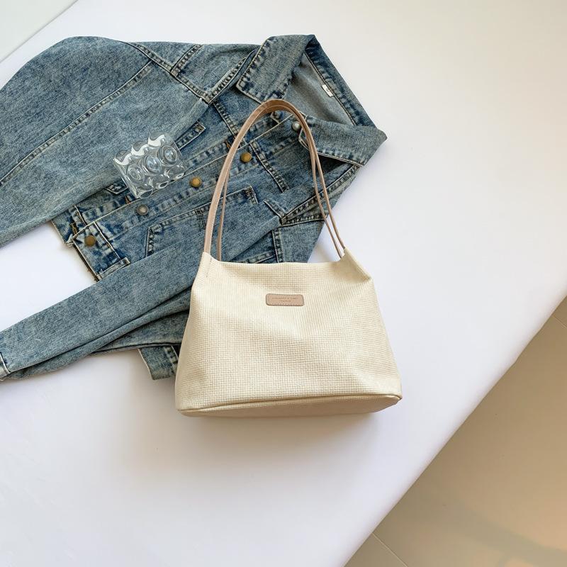 

2025 осень новая плетеная сумка через плечо большой вместимости универсальная в иностранном стиле нишевая сумка женская сумка-ведро хаки