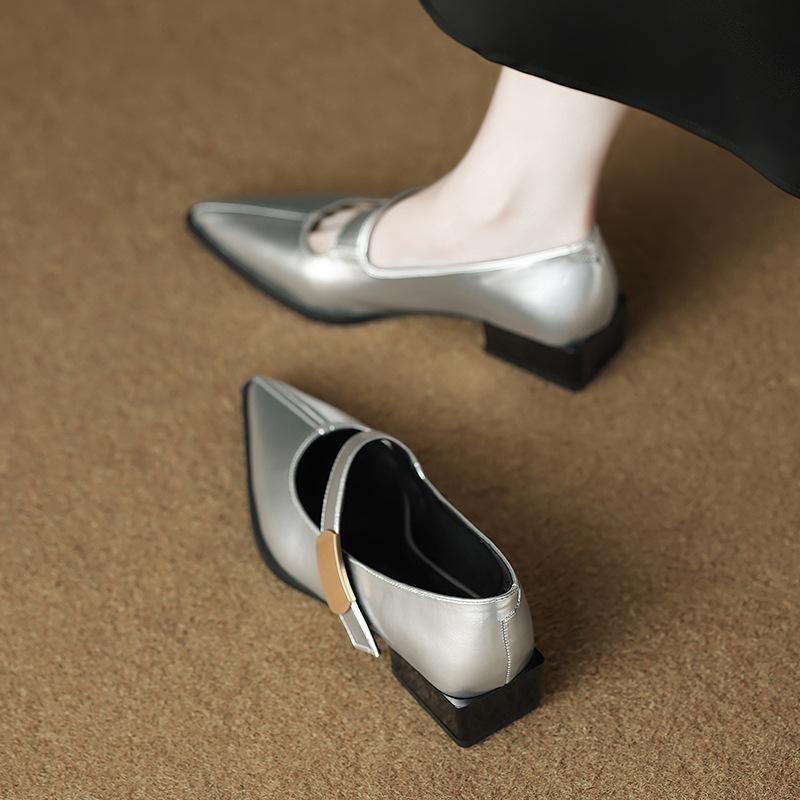 

73598-9 Spring and summer new French low-heeled leather shoes versatile silver light-mouth shoes popular temperament single shoes 40