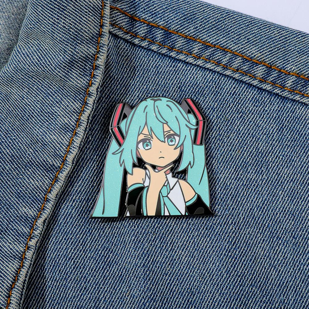 Japonská virtuální zpěvačka obrázek kovový odznak Hatsune Miku smaltovaný smaltovaný brož doplňky odznak dekorace