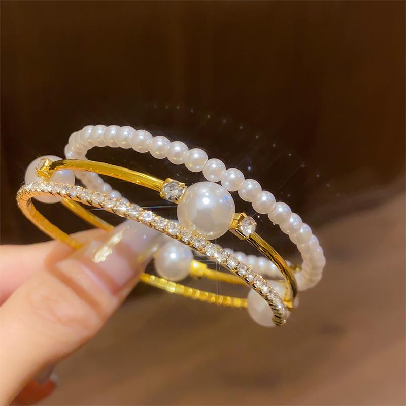 

Vintage Multi-Layer Pearl & Diamond Bangle Bracelet for Women - High-End Court Style Jewelry with Light Luxury Appeal