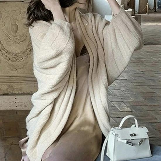 Women's Khaki Batwing Sleeve Knit Sweater - Loose, Slimming & Versatile for Autumn/Winter