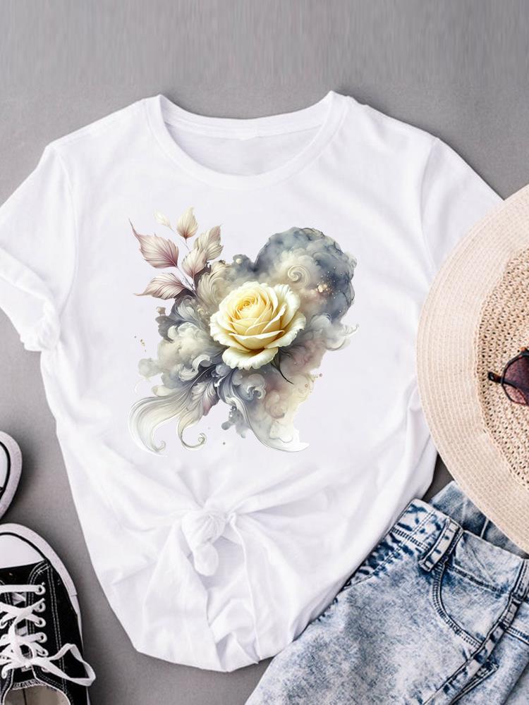 (Asian Size) Sweet Love Heart Trend Print Casual Top O-neck Short Sleeve T-shirts T Graphic Tee Fashion Female Women's Clothing