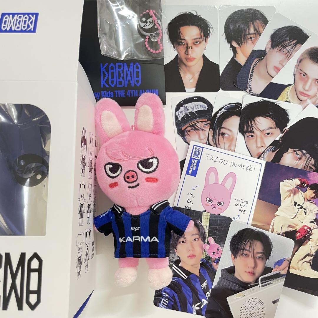 

[Б/У] Токки Straykids SKZOO Плюшевая игрушка Брелок Коллекционная карточка Полный набор