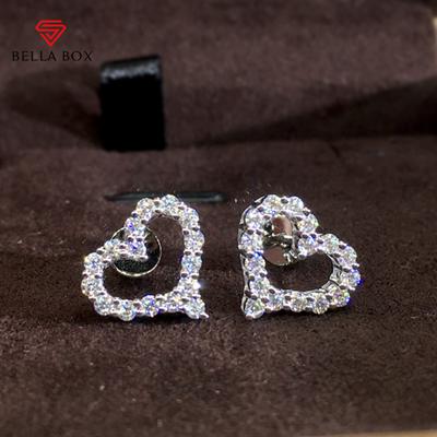 Orecchini a bottone a forma di cuore con zirconi cubici, accessori per le orecchie color argento di alta qualità per le donne, orecchini squisiti