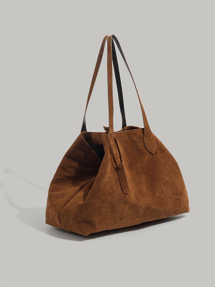 

Bag Women s 2025 New Vintage Frosted Suede Tote Bag Large Capacity Commuter Handbag Work Shoulder Bag коричневий