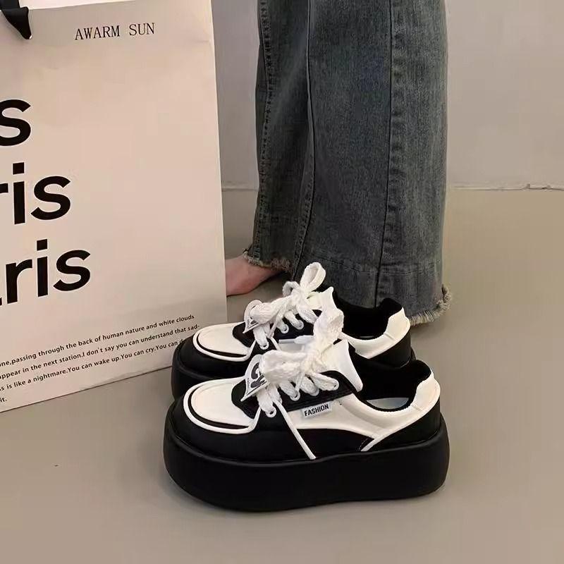 2025 school season new vibe style thick-soled heightening little white shoes spring versatile campus style women's shoes round head board shoes