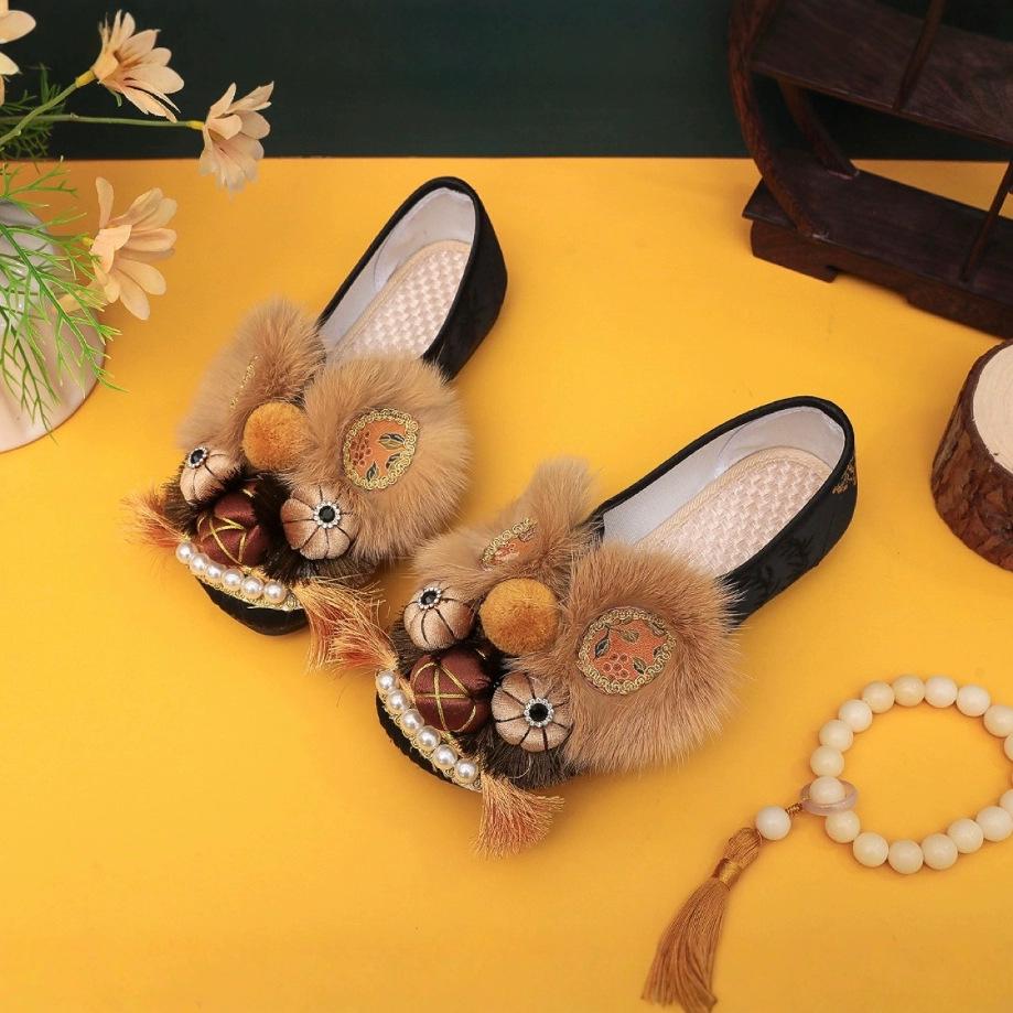 2025 Frühling Damen Handgefertigte Tigerkopfschuhe, Bequemer Ethno-Stil mit Weichsohle, Neue Chinesische Immaterielle Kulturerbe-Kollektion