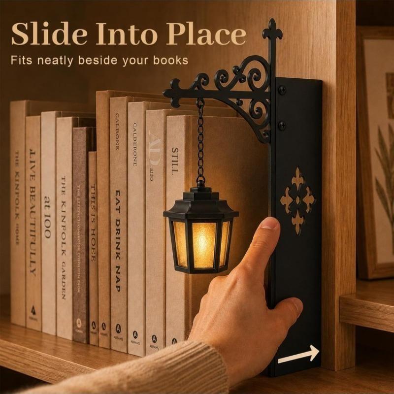 Gotischer Buchständer mit Hängelaterne, Halloween Kürbisdekor, Atmosphärische Lampe für die Bibliothek, Dekorative Souvenir für Lesebegeisterte