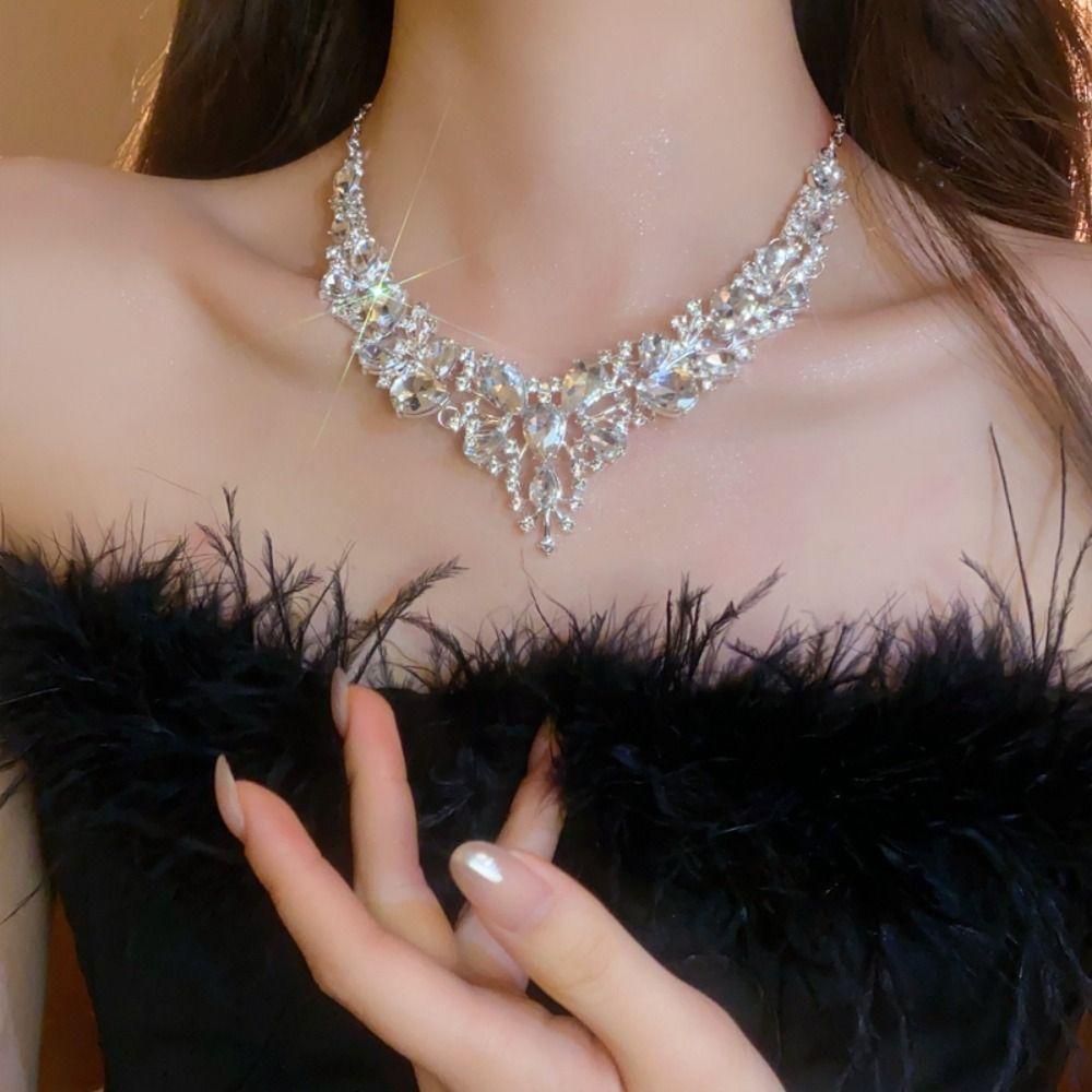 Luxury Sparkling Bride Necklace Waterdrop Crystal Tassel Earrings Rhinestones Pendant for Wedding Banquet