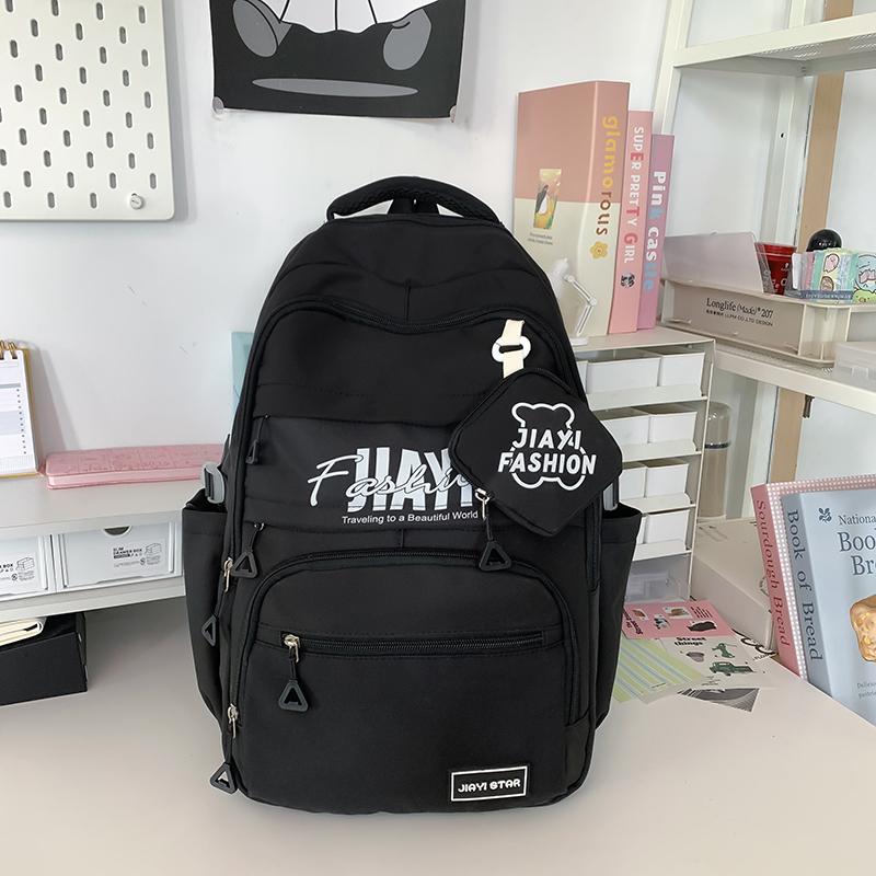 Школьный рюкзак с буквенным принтом — фото 11